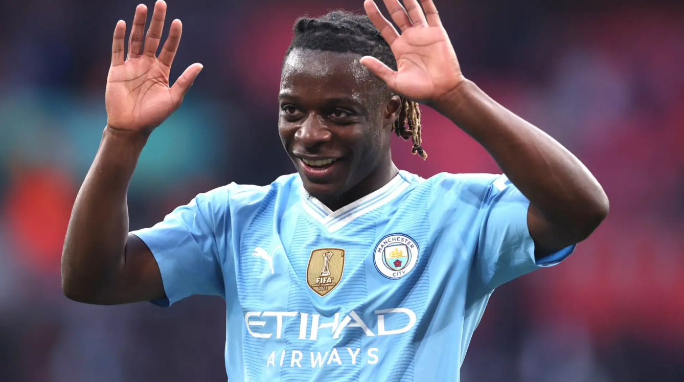 Aguero Discusses the Best Wing Pairing in the Premier League Salah and Diaz vs. Doku and Savio